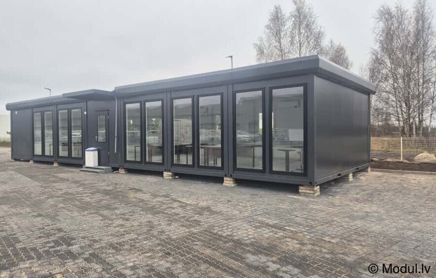 Stiklots moduļu birojs - salons